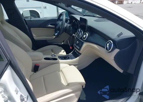 2019 Mercedes-Benz Cla 250 из США, поврежденный, VIN WDDSJ4EB3KN725322